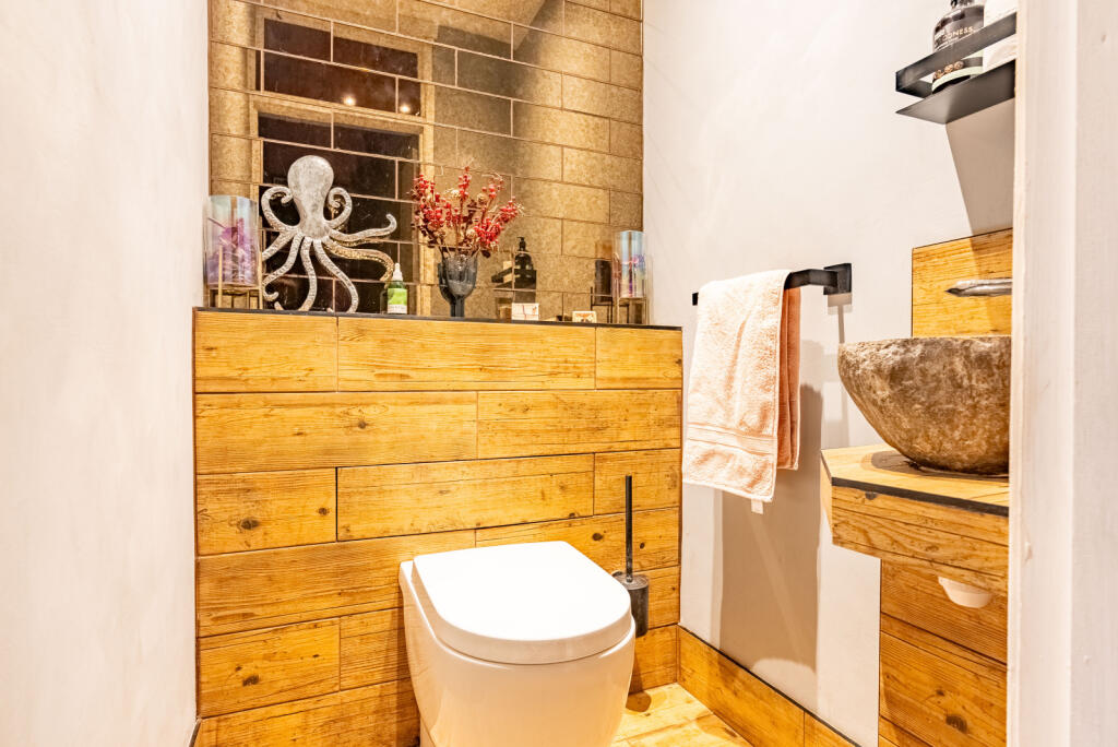 Additional image 16 of Radlett Road, Frogmore, St. Albans, Hertfordshire, AL2