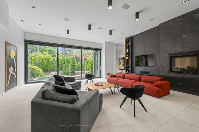 Additional image 8 of 108 Stratford Cres