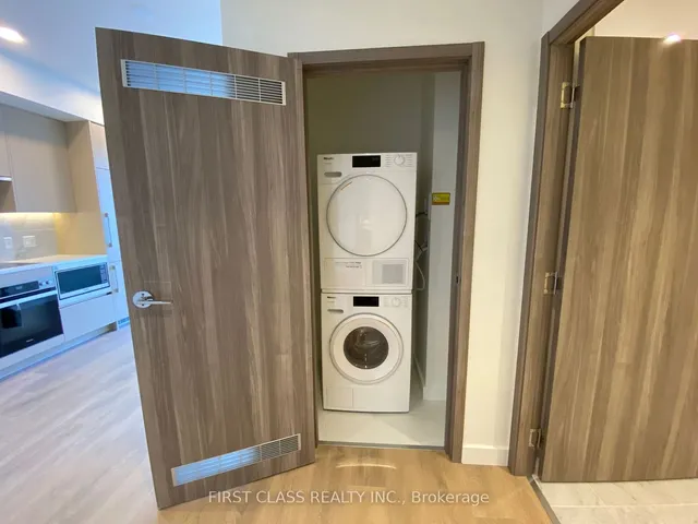 Additional image 11 of 85 McMahon Dr Unit 301