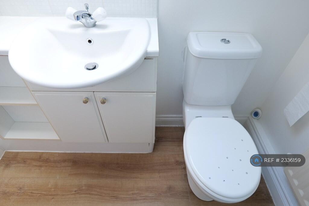 Additional image 22 of Unitt Drive, Cradley Heath, B64