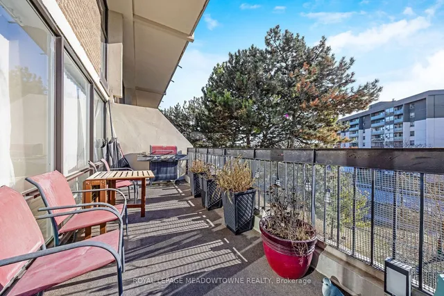 Additional image 17 of 2 Valhalla Inn Rd Unit 215