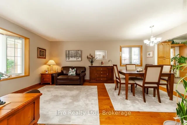 Additional image 4 of 847 Cedarbrae Ave