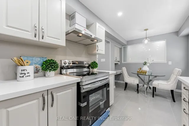 Additional image 17 of 32 Belinda Sq