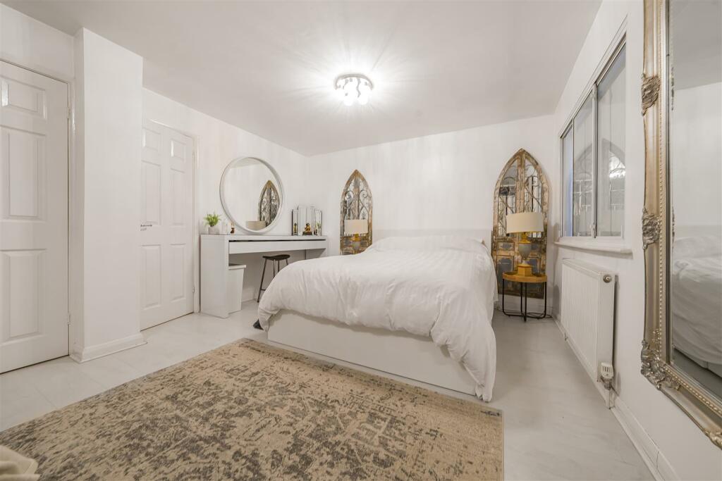 Additional image 8 of Maplefield Park Street, St. Albans