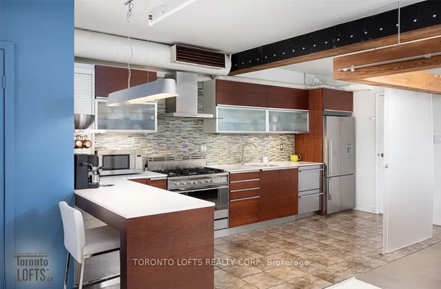 Additional image 16 of 426 Queen St Unit A01