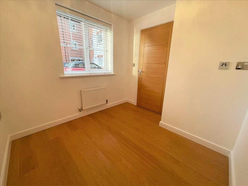 Additional image 9 of New Meadow Close, Solihull, Shirley