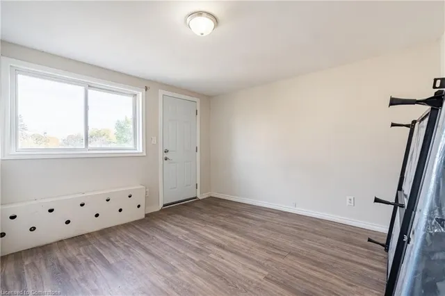 Additional image 22 of 1221-1223 Main St