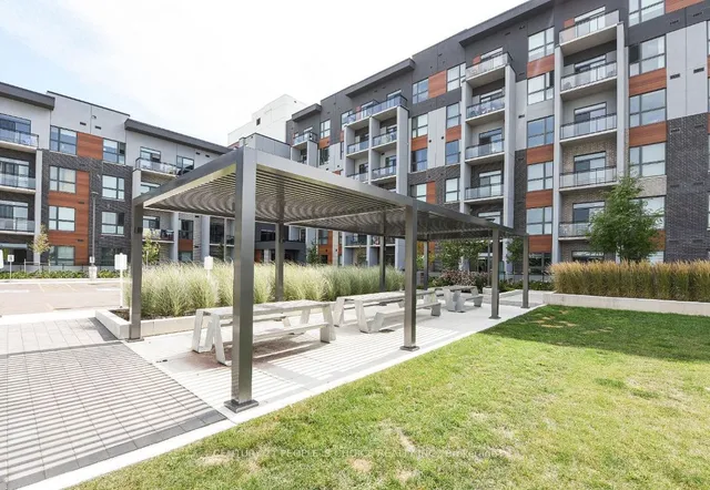 Additional image 39 of 95 Dundas St Unit 318