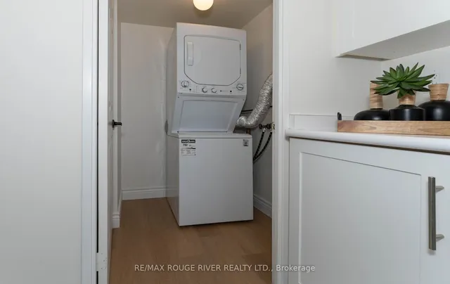 Additional image 18 of 3233 Eglinton Ave Unit 1606