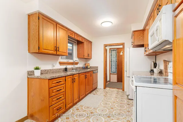 Additional image 8 of 18 Amarillo Dr