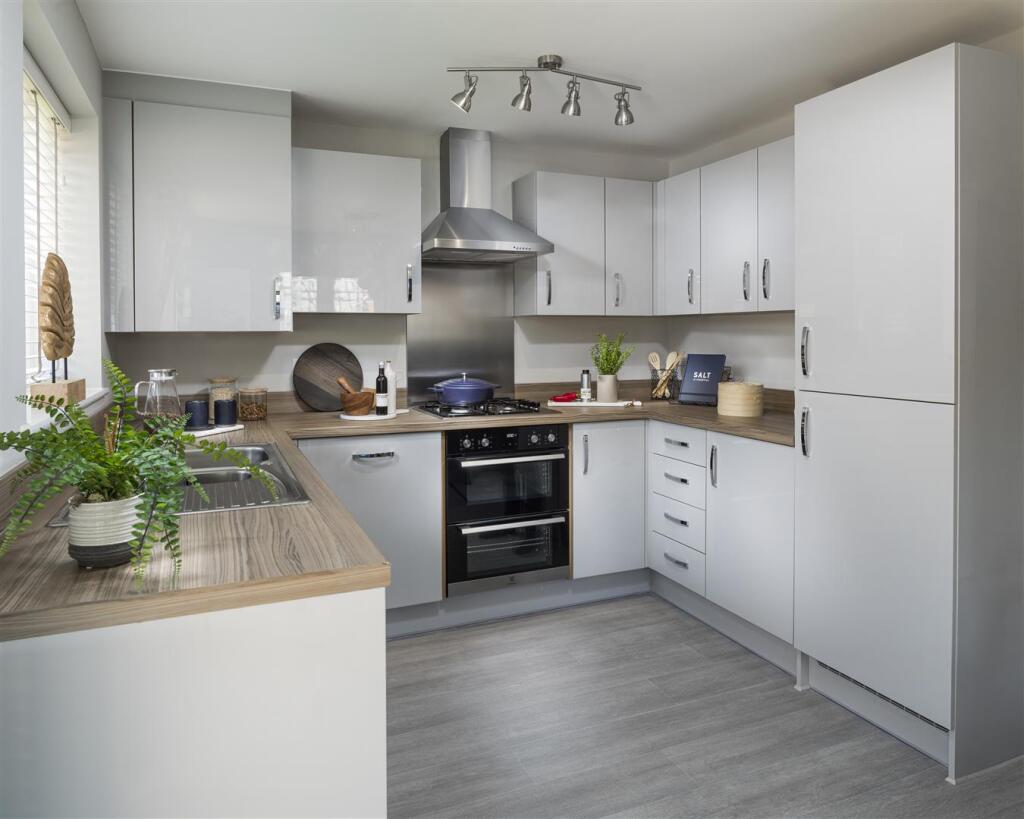 Additional image 4 of 43 Cobnut Close, The Bellingham, Havilland Park, Hatfield