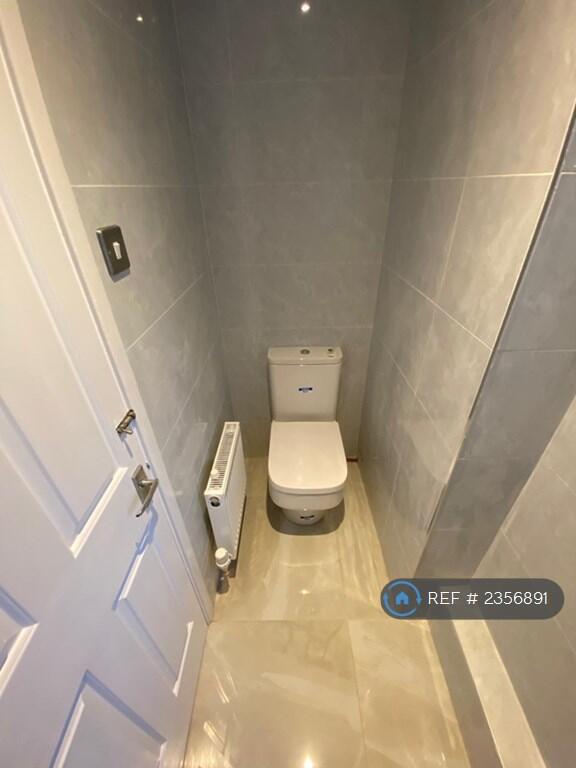 Additional image 20 of Frankholmes Drive, Solihull, B90