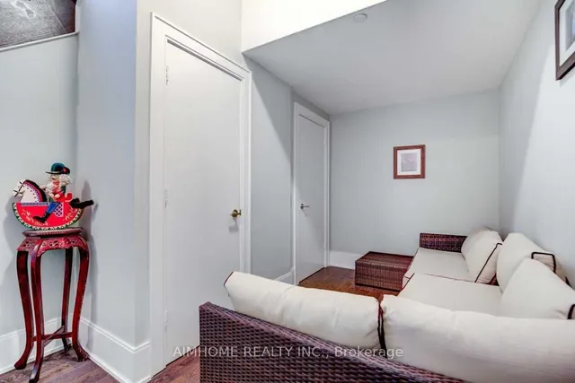 Additional image 23 of 39 Queens Quay Unit Th 111