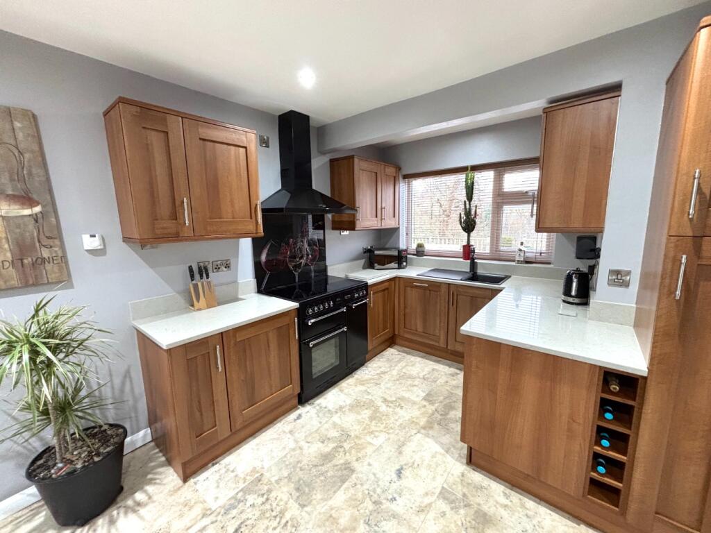 Additional image 7 of Vivien Avenue, Midsomer Norton, Radstock, Somerset, BA3 2EH