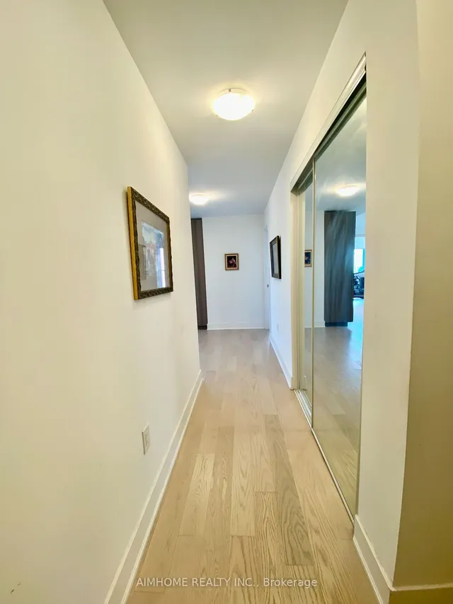 Additional image 24 of 955 Bay St Unit 3208