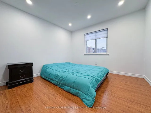 Additional image 14 of 50 Blackwell Ave Unit 8