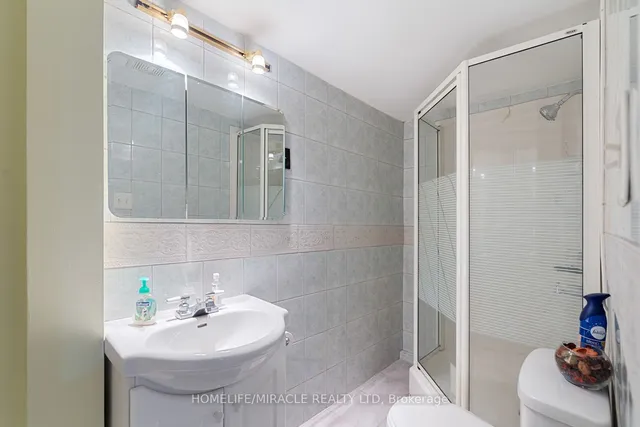 Additional image 33 of 38 Sparta Dr