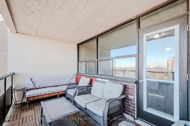 Additional image 19 of 551 The West Mall Unit 1522