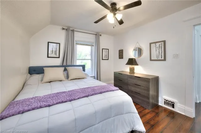 Additional image 7 of 331 Park St Unit 2