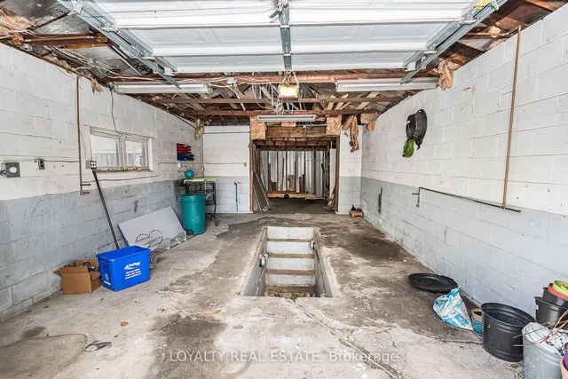 Additional image 26 of 704 Burgess Ave