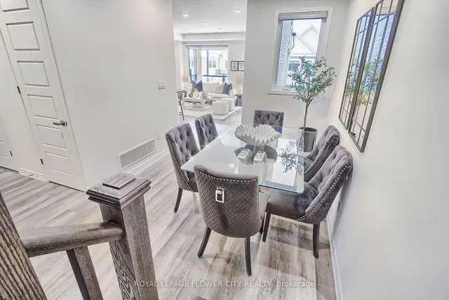 Additional image 5 of 1565 Moira Cres