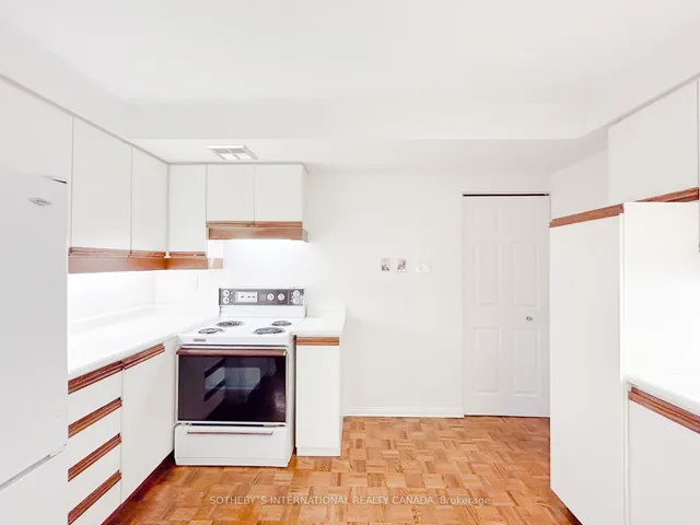 Additional image 19 of 15 McMurrich St Unit 1202