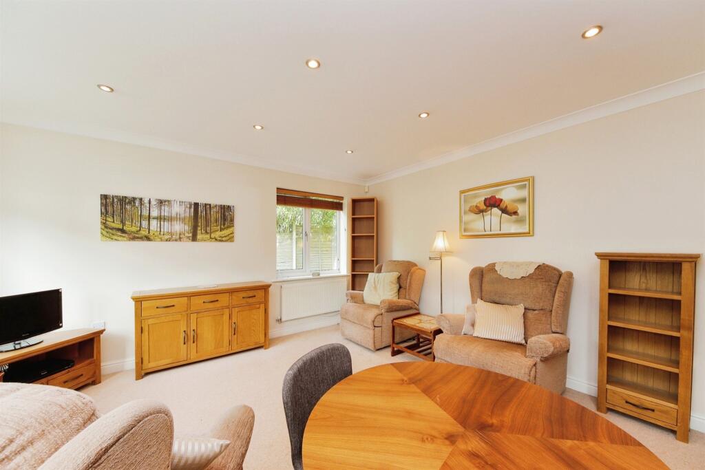 Additional image 5 of Haslucks Green Road, Shirley, Solihull