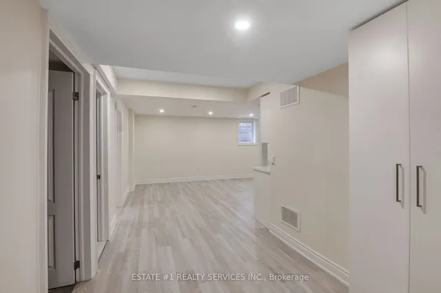 Additional image 37 of 52 Haverstock Cres