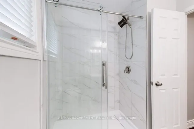 Additional image 26 of 2182 Maplewood Dr