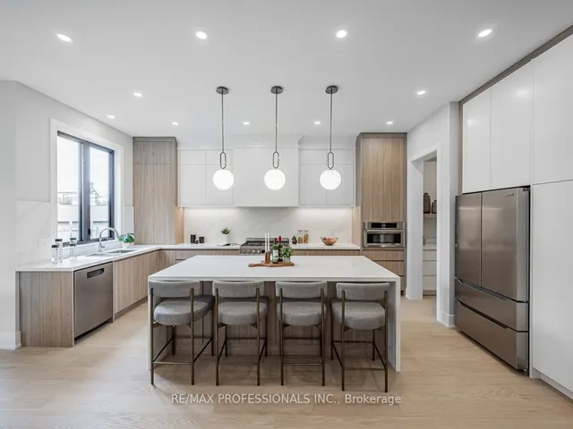 Additional image 8 of 7 Charleston Rd