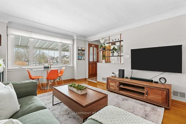 Additional image 13 of 42 Martin Rd