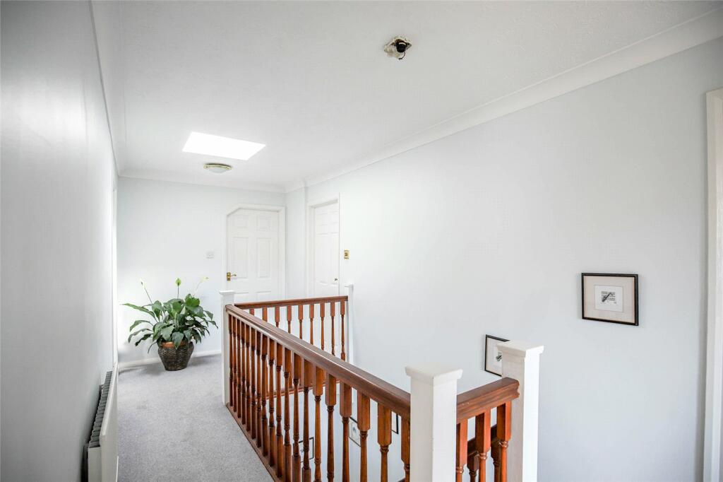 Additional image 20 of Orchard Drive, Park Street, St. Albans, Hertfordshire, AL2