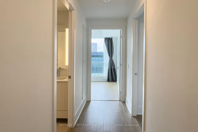 Additional image 8 of 585 Bloor St Unit 4022