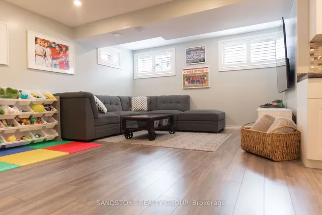 Additional image 30 of 183 Pumpkin Pass