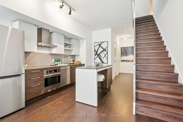 Additional image 11 of 1030 King St Unit 121