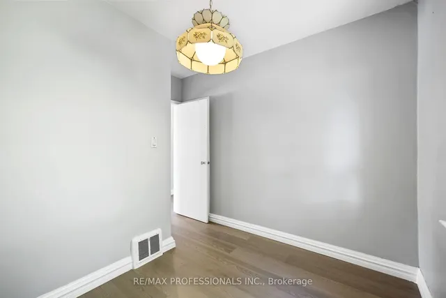 Additional image 12 of 34 Dixon Rd