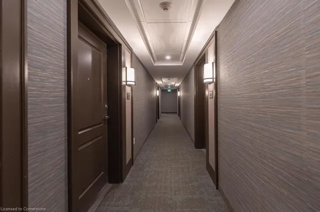 Additional image 5 of 450 Dundas St Unit 327