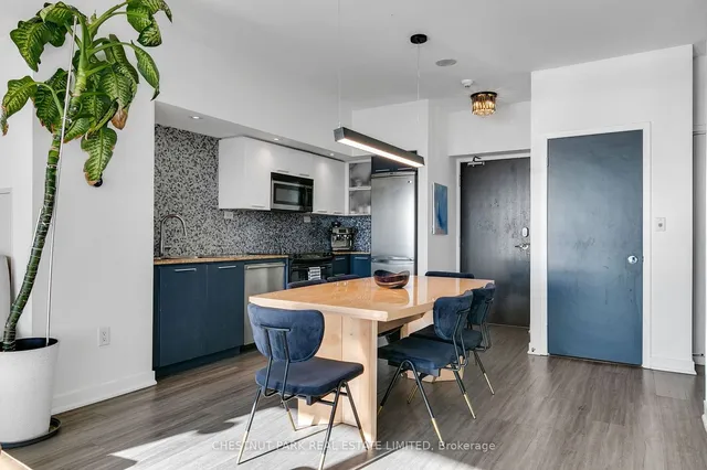 Additional image 16 of 25 Capreol Crt Unit 3010