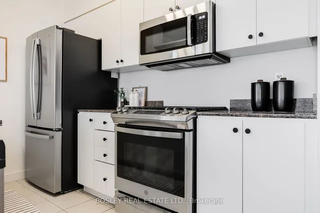 Additional image 16 of 35 Mariner Terr Unit 3009