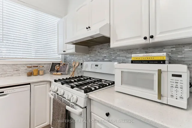 Additional image 16 of 201 Rosslyn Ave