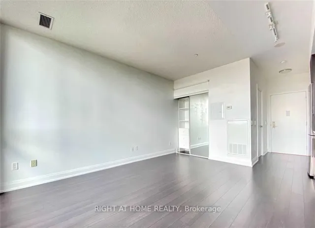 Additional image 7 of 56 Annie Craig Dr Unit 306