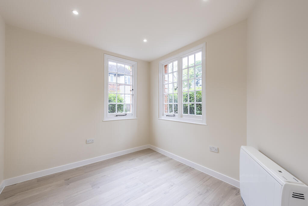 Additional image 6 of Upton Avenue, St Albans, Herts, AL3