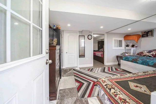 Additional image 28 of 98 Davenfield Circ