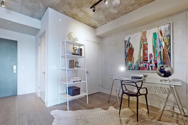 Additional image 20 of 608 Richmond St Unit 520