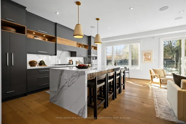 Additional image 8 of 39 Sharron Dr