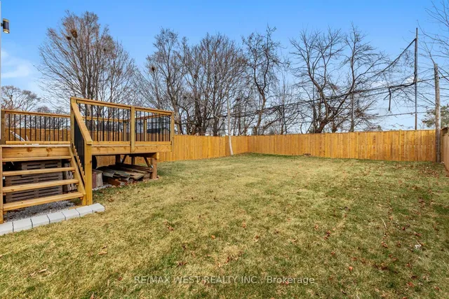 Additional image 39 of 1049 Greenwood Ave