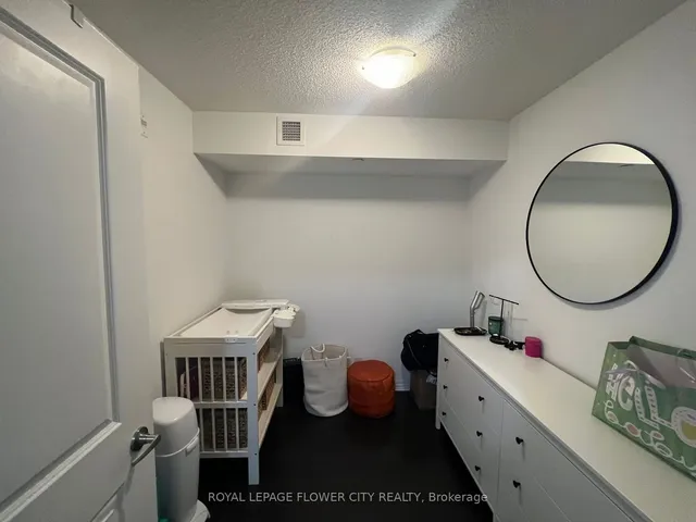 Additional image 8 of 80 Esther Lorrie Dr Unit 709