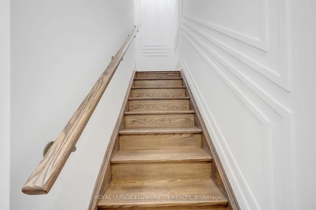 Additional image 7 of 1567 Moira Cres