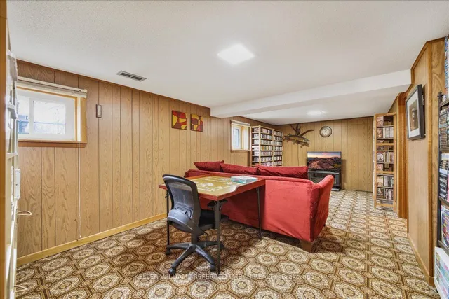 Additional image 26 of 19 Carney Rd