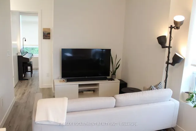 Additional image 6 of 479 Charlton Ave Unit 308